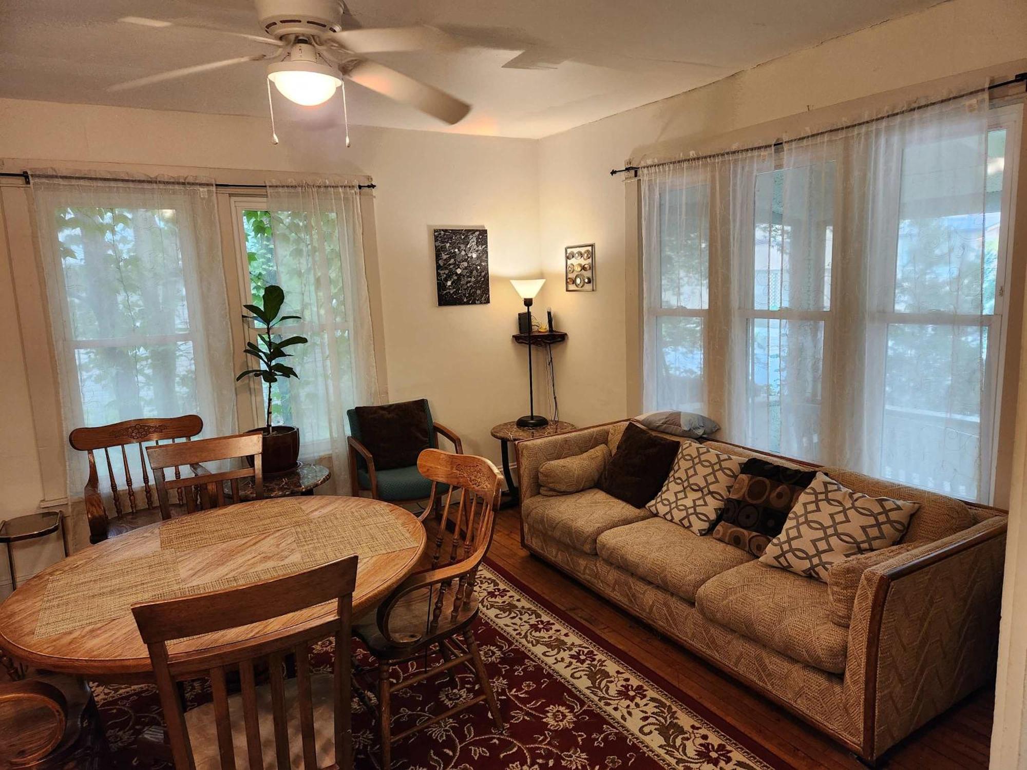 Cozy 3 Bedroom House In Downtown Ithaca Bagian luar foto